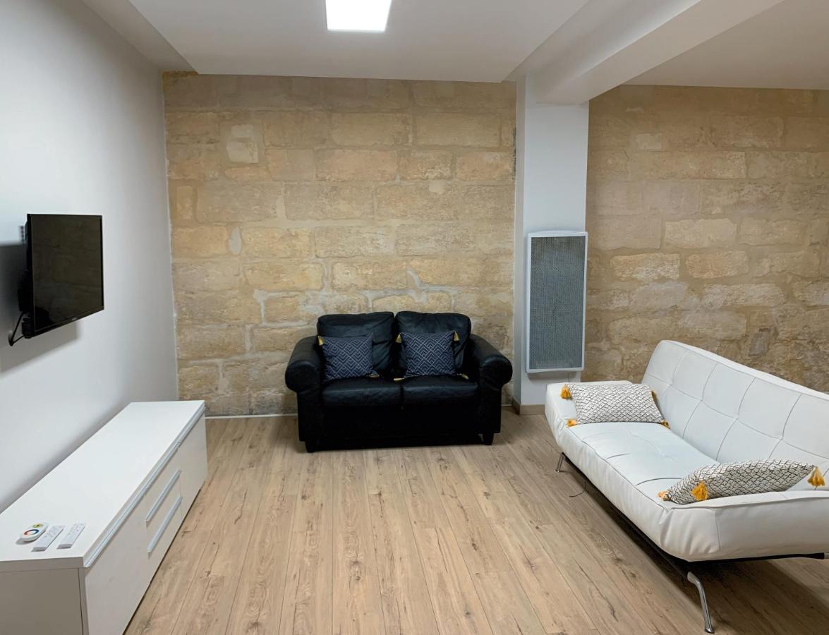 Bel Appartement Avignon Centre Exterior photo